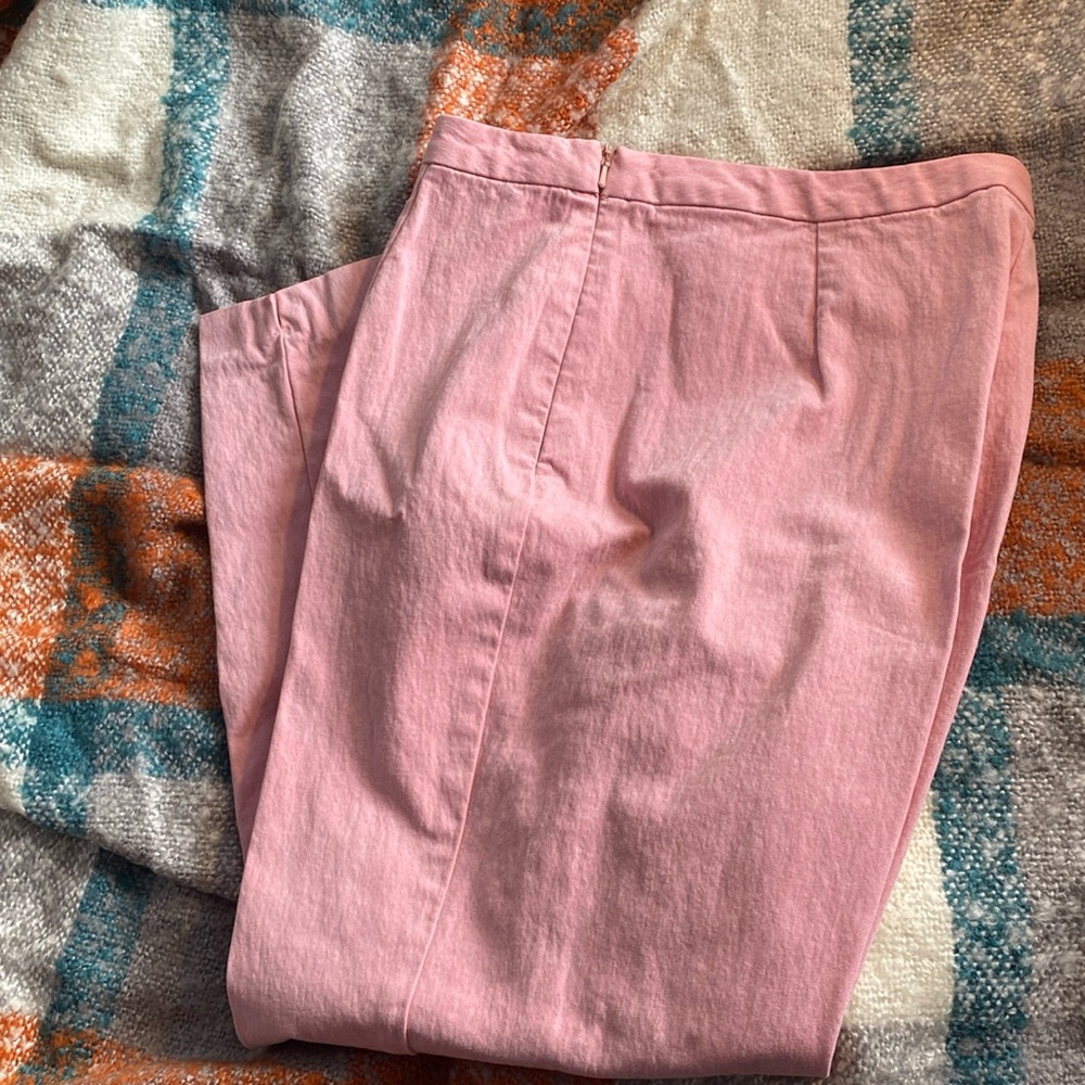 J Jill pink cotton ( with stretch) pants. Size 10, smoke free, pet friendly home